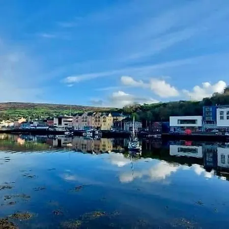 6 New Street Selfcatering 2 Apartment Bantry